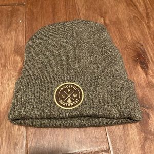 Pacific Northwest Legacy acrylic brown beanie one size